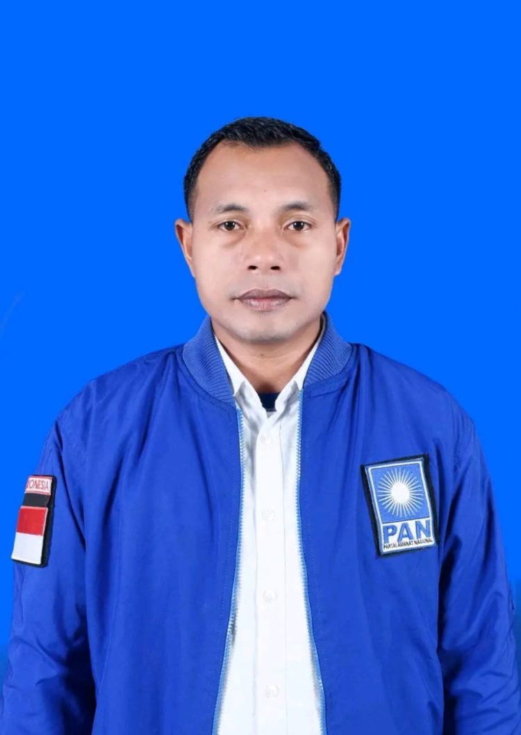 Mengagumkan, Wakil Ketua Bapilu DPD PAN Bursel Saat Ditangan Pria Ini, Seperti Ini Catatan Kinerjanya