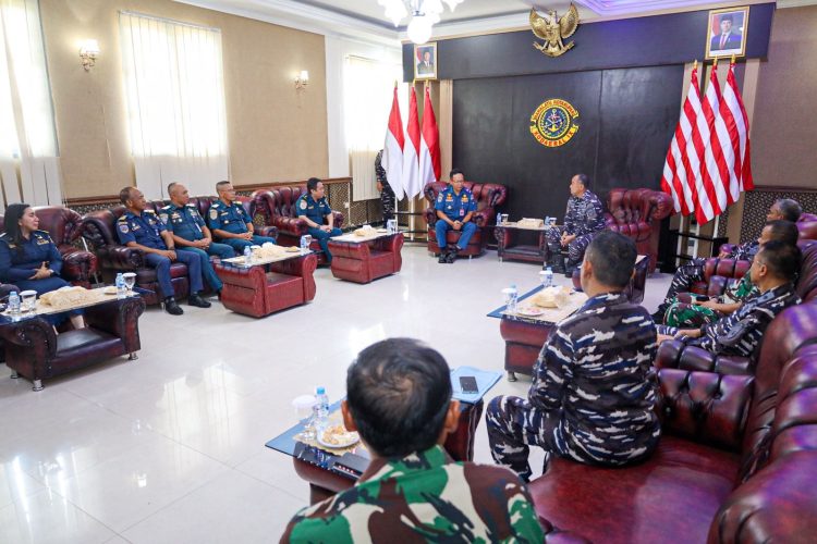 KSOP Ambon Datangi Kodaeral IX, Bahas Keselamatan dan Keamanan Pelabuhan   