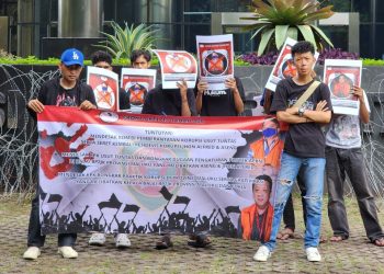 Alfred dan Aseng, Dua Eks Terpidana Korupsi Ini Didemo di Gedung KPK