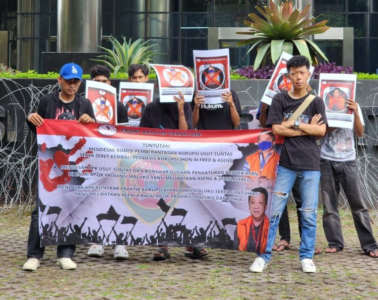 Alfred dan Aseng, Dua Eks Terpidana Korupsi Ini Didemo di Gedung KPK