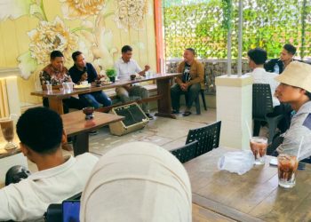 Hanna Coffee jadi Ruang Intelektual: Kolaborasi Program NGOPI IAKN – PMII UIN AMSA Ambon