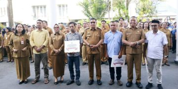 Warga Korban Kebakaran di Stain Terima Bantuan Stimulus Dari Pemkot Ambon