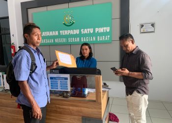 Dugaan Korupsi Dana Desa Makububui Taniwel Timur Resmi Dilaporkan Ke Kejari SBB, Korupsinya Mencapai Rp7 Miliar Lebih