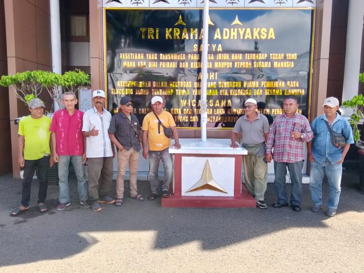 Laporan Dugaan Korupsi ADD/DD Rp2 Miliar Mandek di Kejari Malteng, Tokoh Masyarakat Negeri Liang Datangi Kejati Maluku 